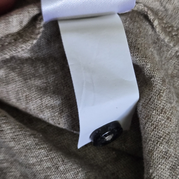 Banana Republic Men's Beige Large Short Sleeve Button Up Shirt - Picture 6 of 13